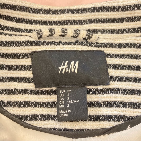 H&M jacket black and white gold metallic striped fitted zip-front blazer - Picture 6 of 16